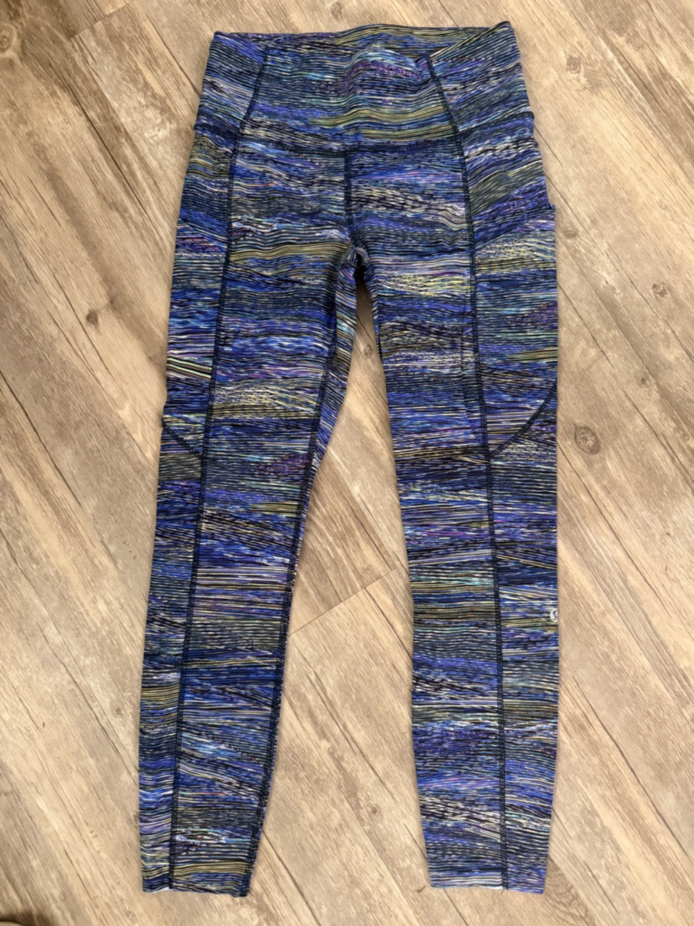 Lululemon fast and free leggings size 6 23” inseam
